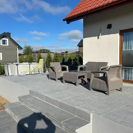 Kaszebe Letniskowy Caloroczny Nad Jeziorem Radunskim Holiday home Borzestowska Huta