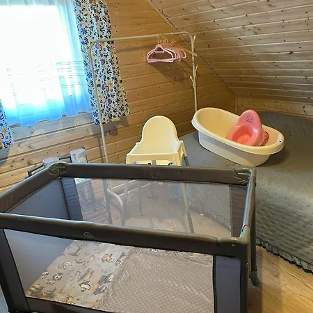 Kaszebe Letniskowy Caloroczny Nad Jeziorem Radunskim * Borzestowska Huta